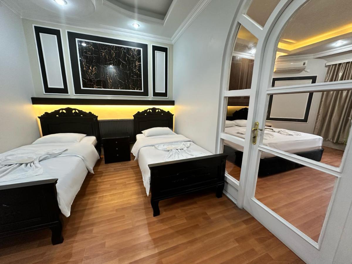 באטומי My Metropol Hotel מראה חיצוני תמונה