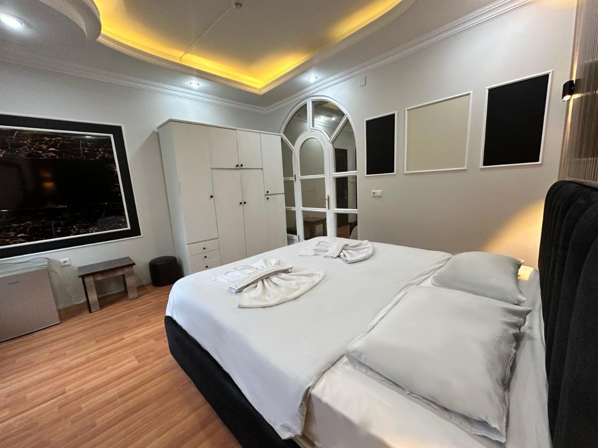 באטומי My Metropol Hotel מראה חיצוני תמונה