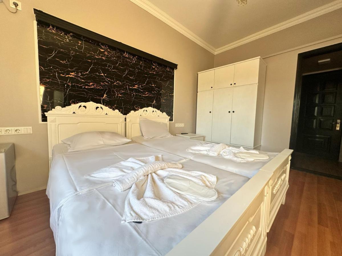 באטומי My Metropol Hotel מראה חיצוני תמונה